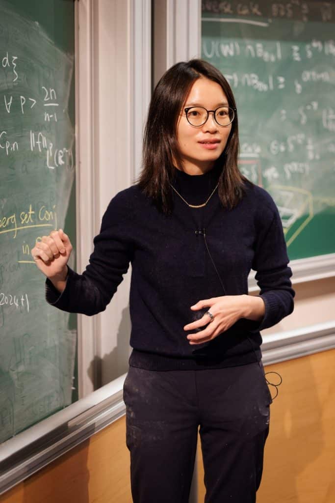 Shaping the Future of Knowledge: Discover IHÉS and the Power of Long-Term Research 3 photo 3 © Christophe PEUS 0318 Grande